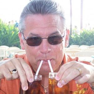 Meet your Posher, Tom